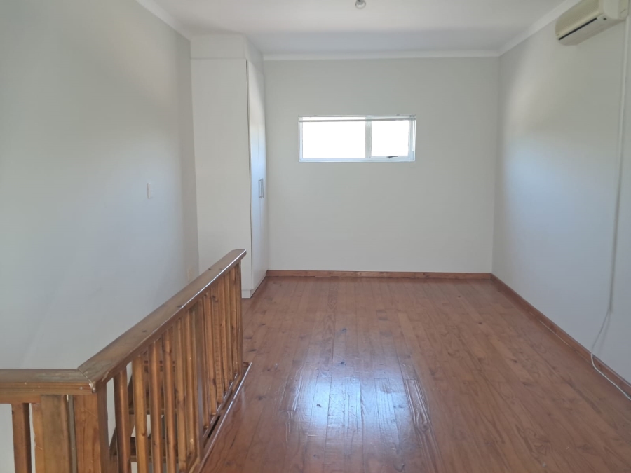 To Let 2 Bedroom Property for Rent in Beacon Bay North Eastern Cape